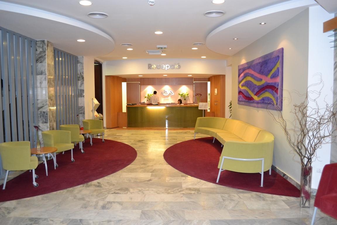 Hotel Debreceni Postas Udulo Exteriér fotografie